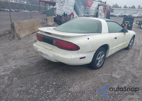 1994 Pontiac Firebird z USA, uszkodzony, nr VIN 2G2FS22S8R2217830